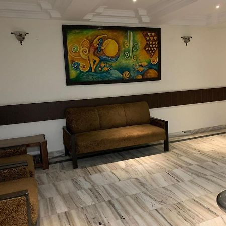 Hotel Raman'S Jagadhri Экстерьер фото