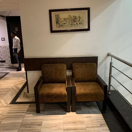 Hotel Raman'S Jagadhri Экстерьер фото