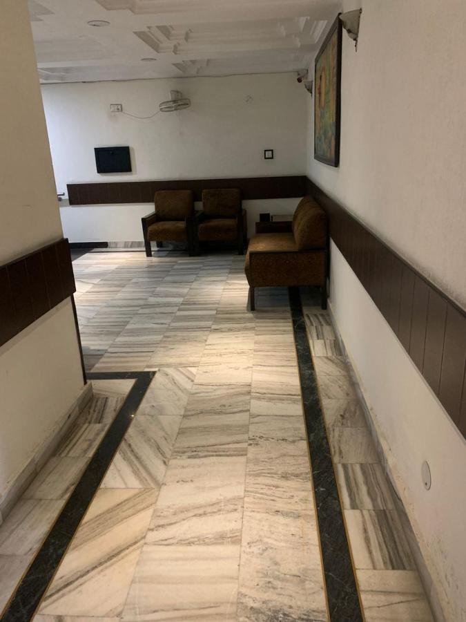 Hotel Raman'S Jagadhri Экстерьер фото