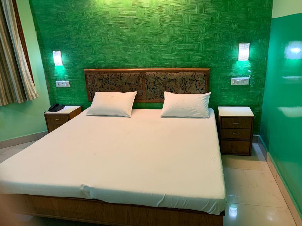 Hotel Raman'S Jagadhri Экстерьер фото